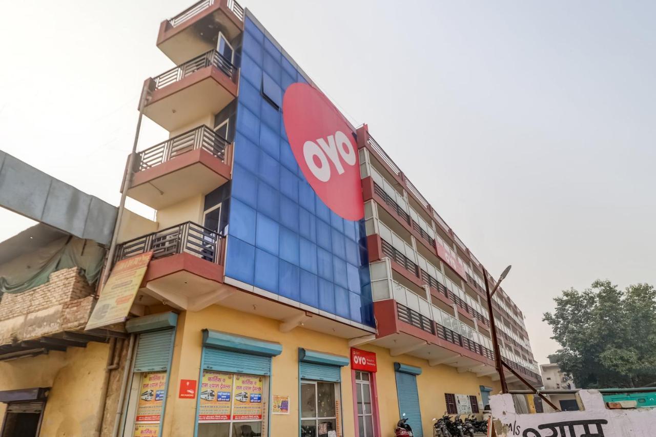 Oyo10877Rk公寓酒店 古尔冈 外观 照片